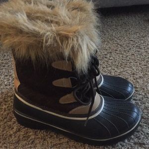 Winter boots